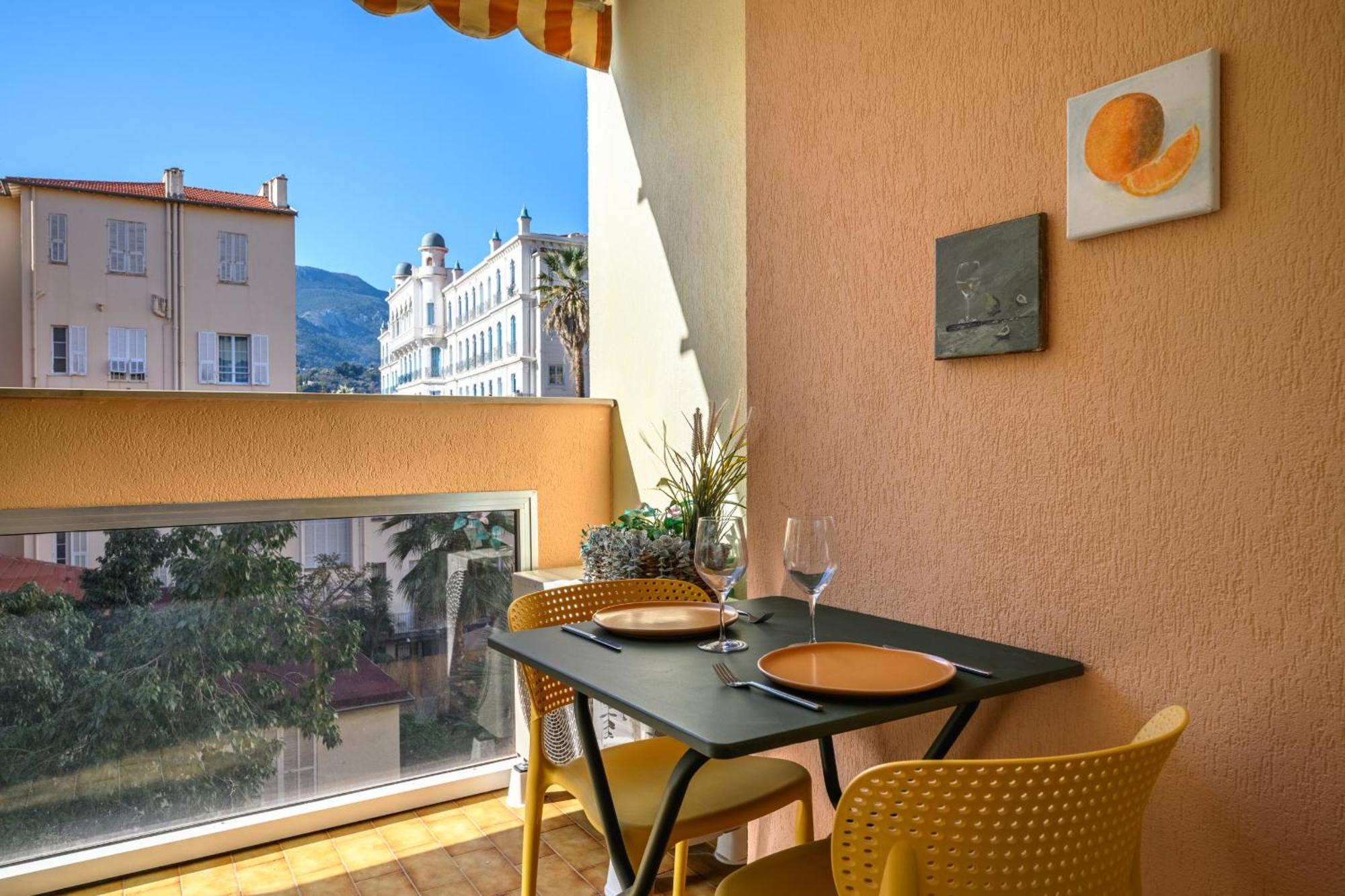 "Charmant Studio" Plein Centre, Calme, Terrasse ม็องตง ภายนอก รูปภาพ