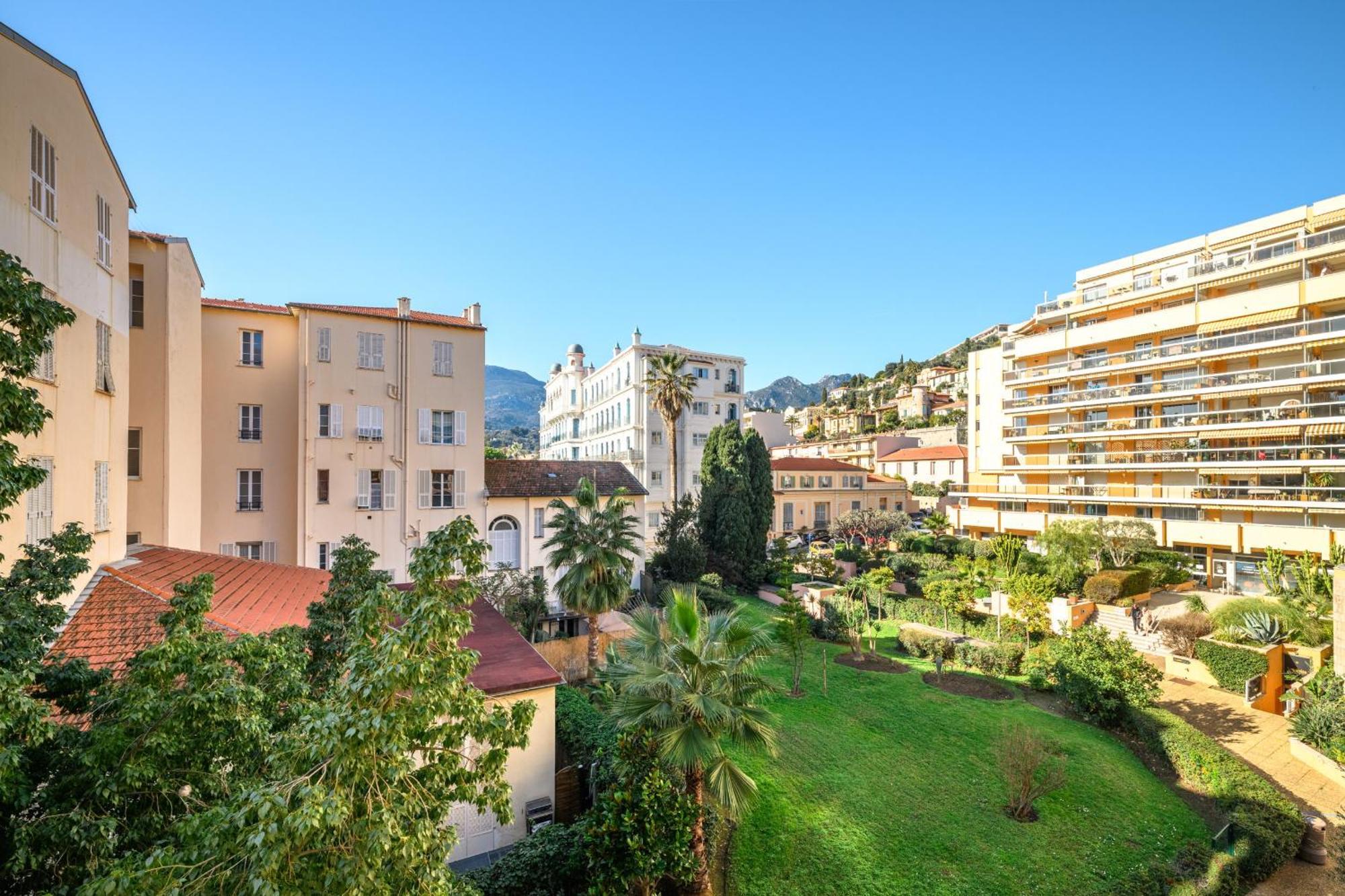 "Charmant Studio" Plein Centre, Calme, Terrasse ม็องตง ภายนอก รูปภาพ