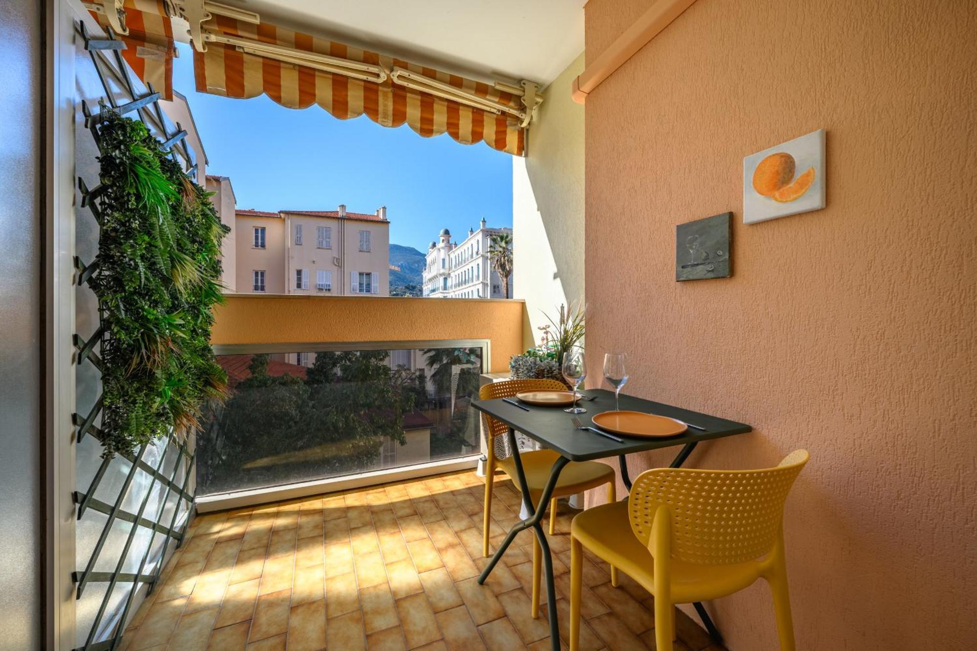 "Charmant Studio" Plein Centre, Calme, Terrasse ม็องตง ภายนอก รูปภาพ